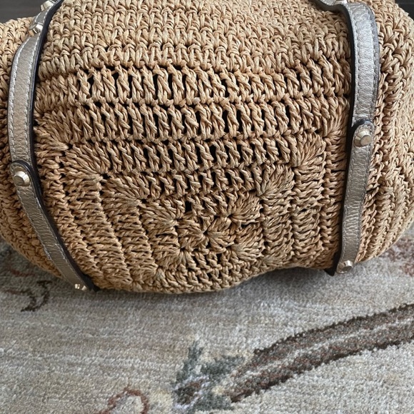 Michael Kors Straw Tote Bag with Metallic Gold Straps - Picture 5 of 12